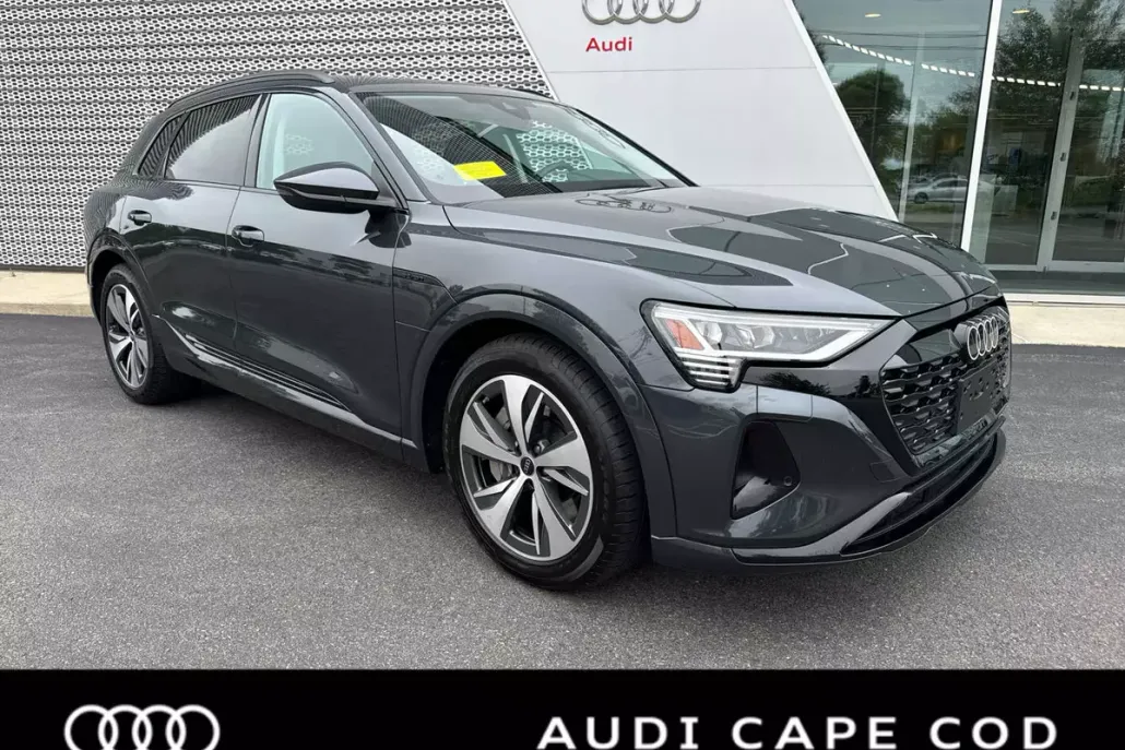 2024 Audi Q8 E-tron Premium photo 1