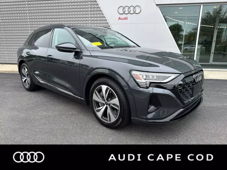 2024 Audi Q8 E-tron Premium photo 1