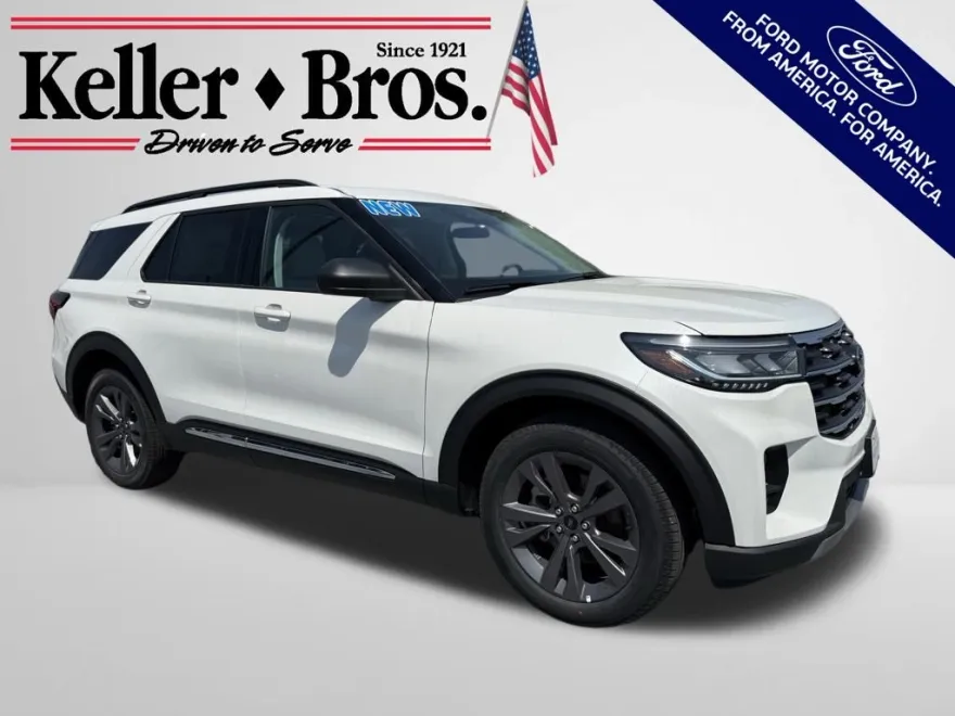 2025 Ford Explorer photo 1