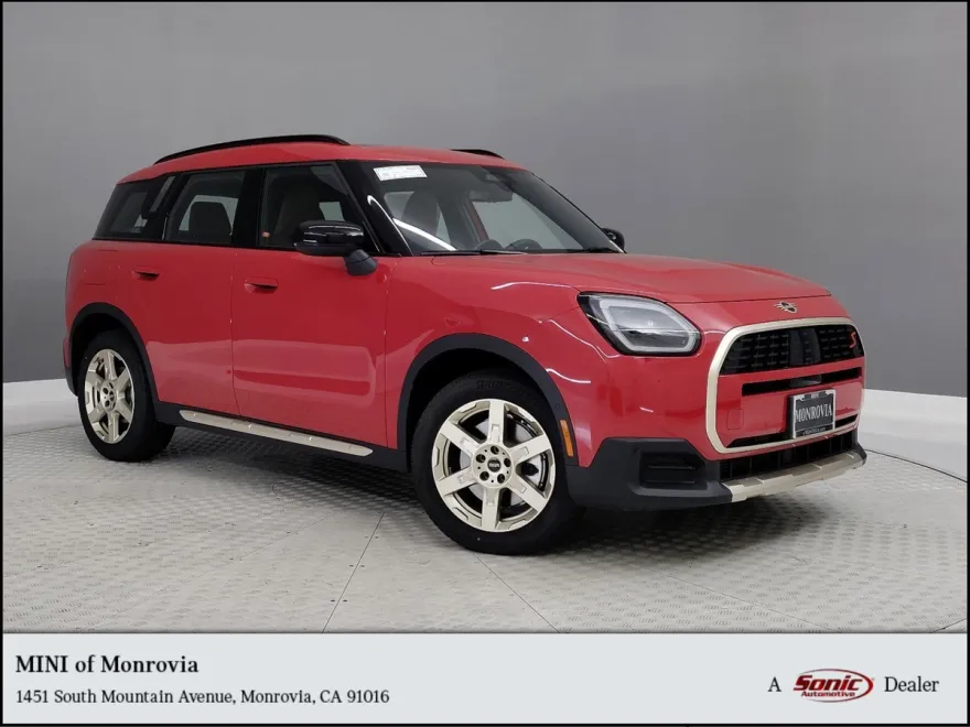 2025 Mini Countryman Signature photo 1