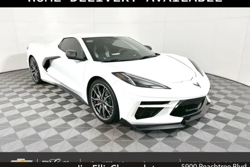 2023 Chevrolet Corvette 2LT Convertible photo 1