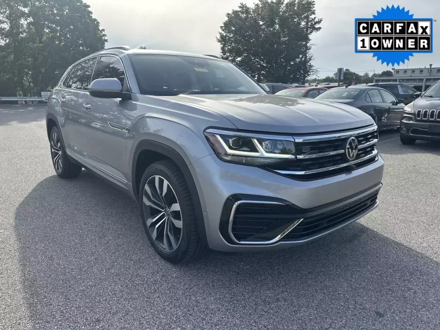 2022 Volkswagen Atlas Cross Sport V6 SEL Premium R-Line photo 1
