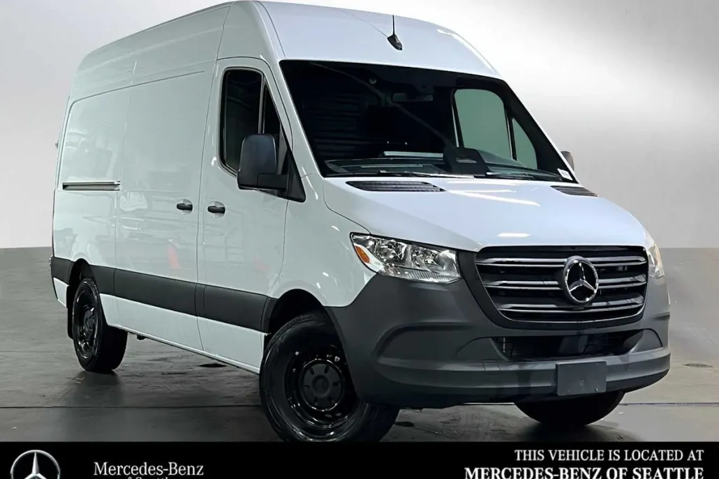 2025 Mercedes Benz Sprinter 2500 Standard Roof photo 1