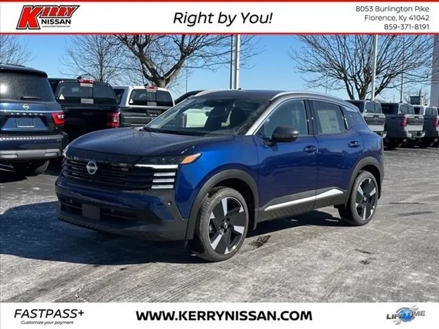 2025 Nissan Kicks SR photo 1