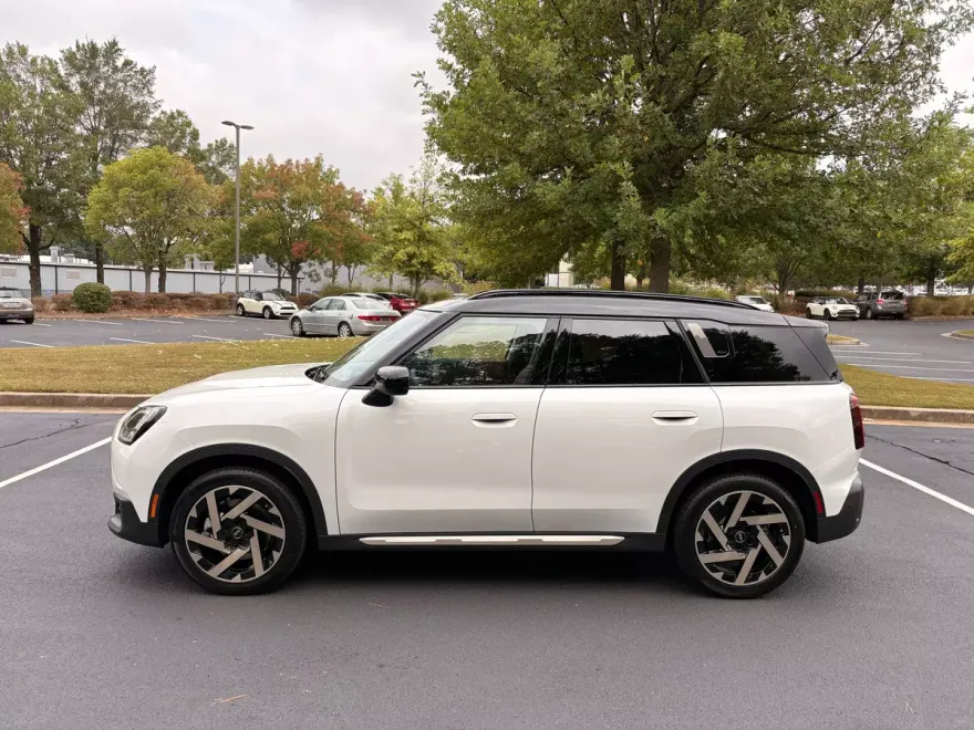 2026 Mini Countryman S ALL4 photo 1