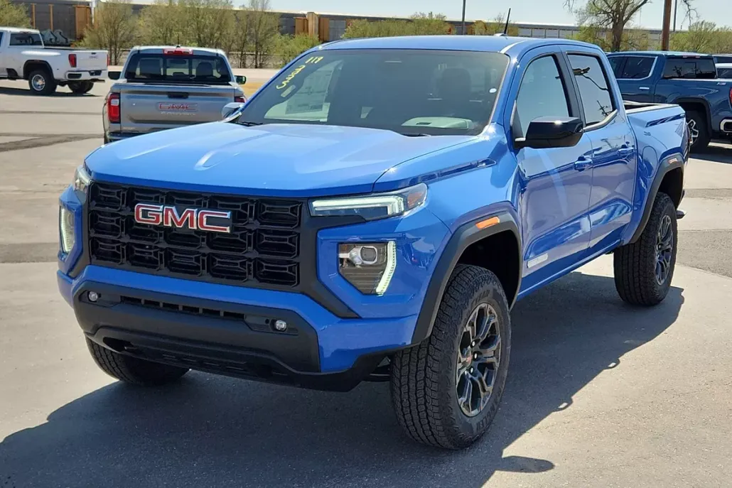 2025 Gmc Canyon Elevation photo 1