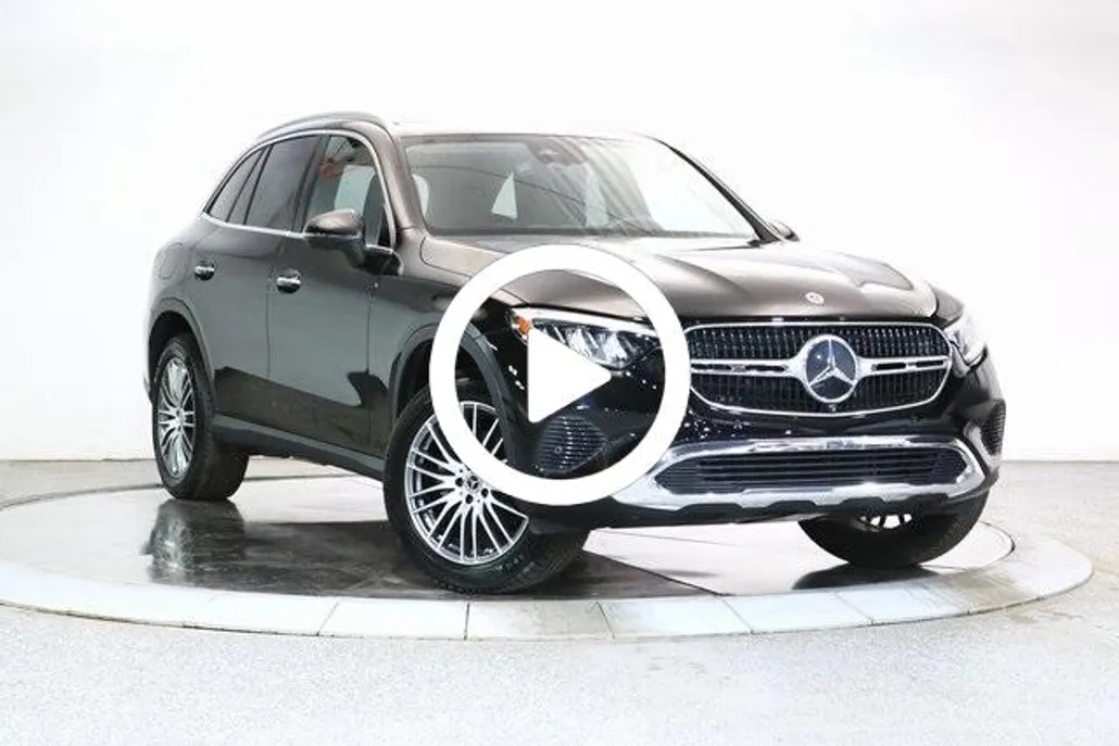 2023 Mercedes Benz GLC 300 4MATIC photo 1