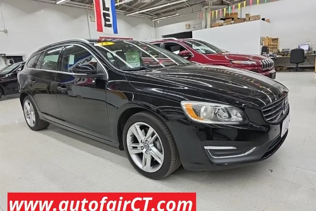 2015 Volvo V60 T5 Premier AWD photo 1