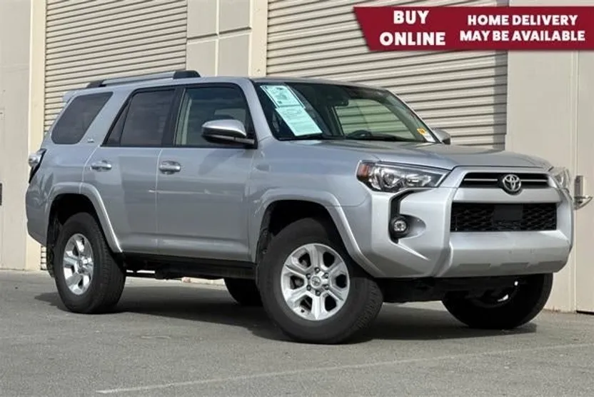 2024 Toyota 4Runner SR5 photo 1