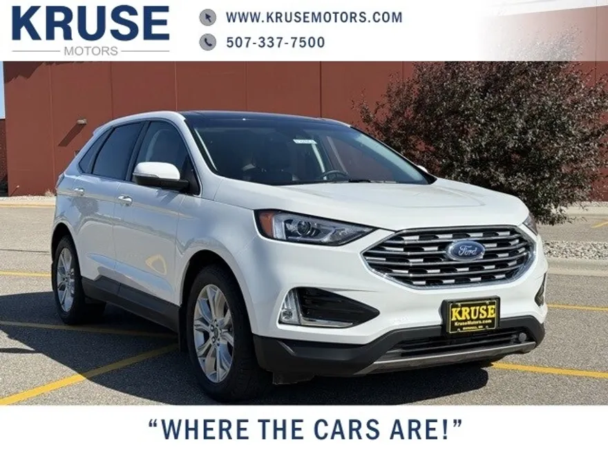 2020 Ford Edge Titanium photo 1