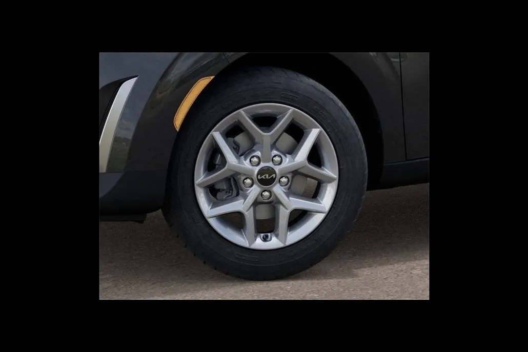 2025 Kia Soul S photo 1