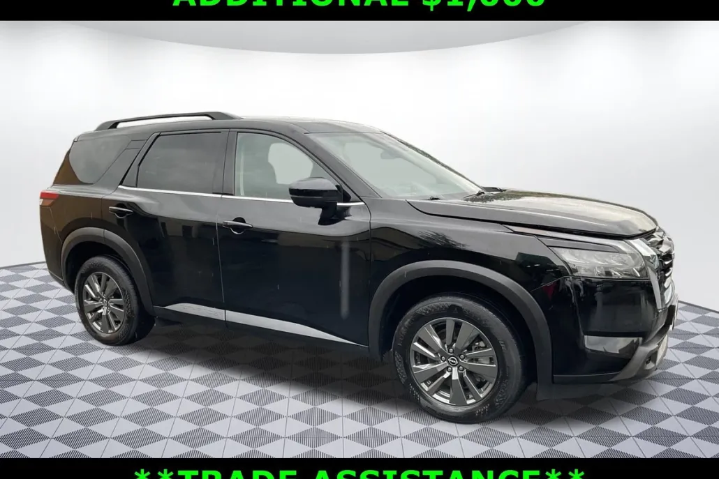 2024 Nissan Pathfinder SV photo 1