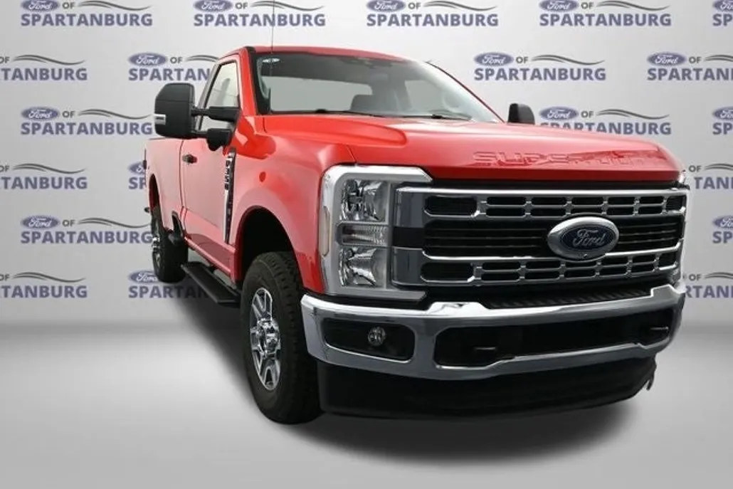 2025 Ford F-350 photo 1