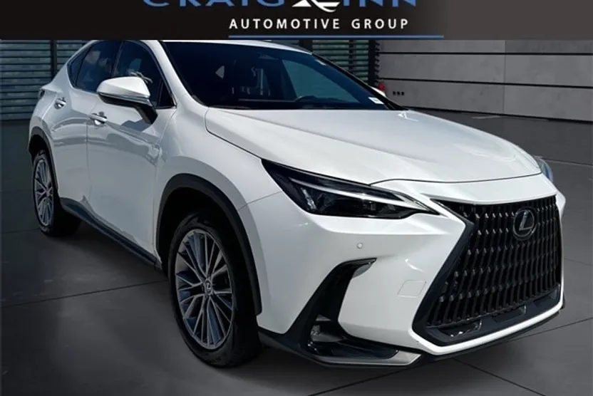 2023 Lexus NX 350h Premium photo 1