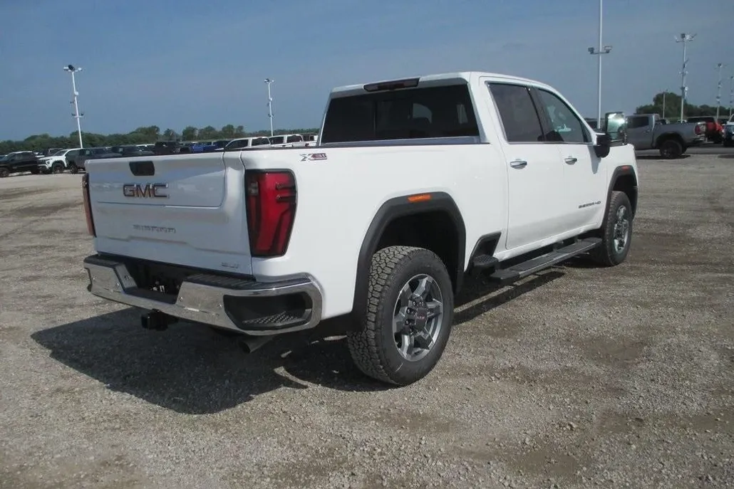 2025 Gmc Sierra 2500 HD SLT photo 1
