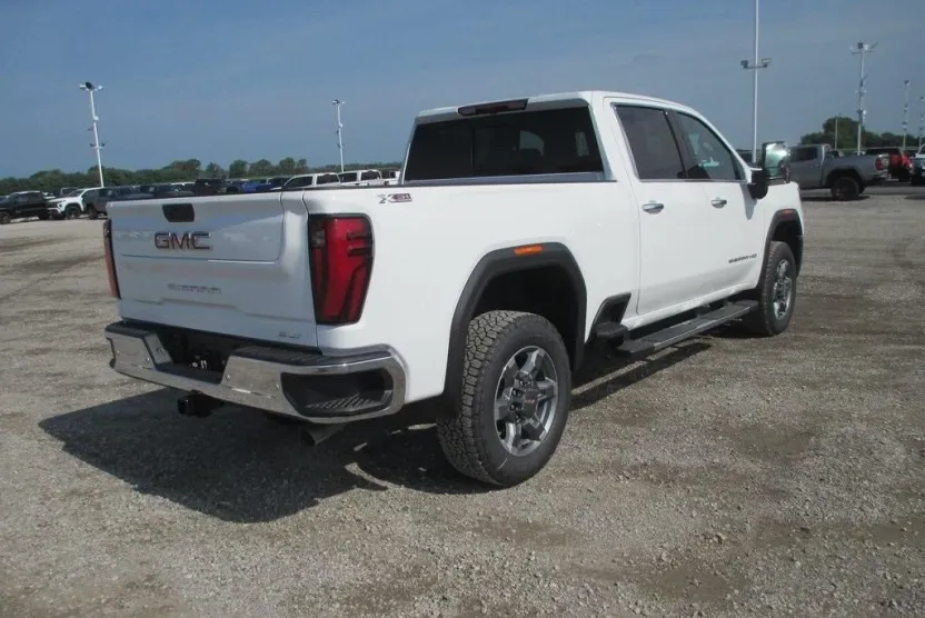 2025 Gmc Sierra 2500 HD SLT photo 1