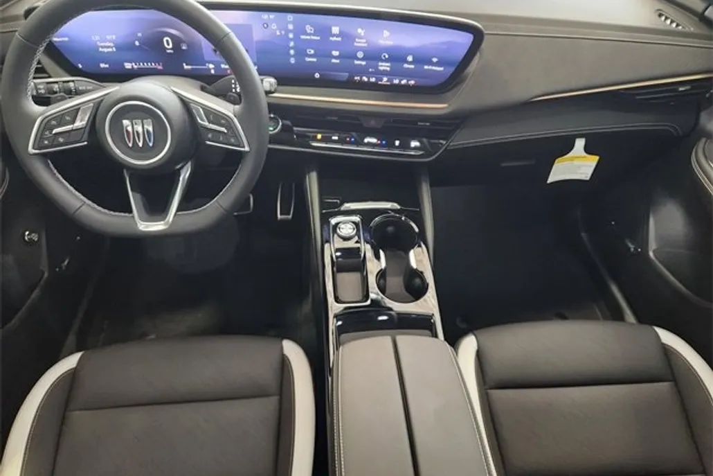 2025 Buick Envision Sport Touring photo 1