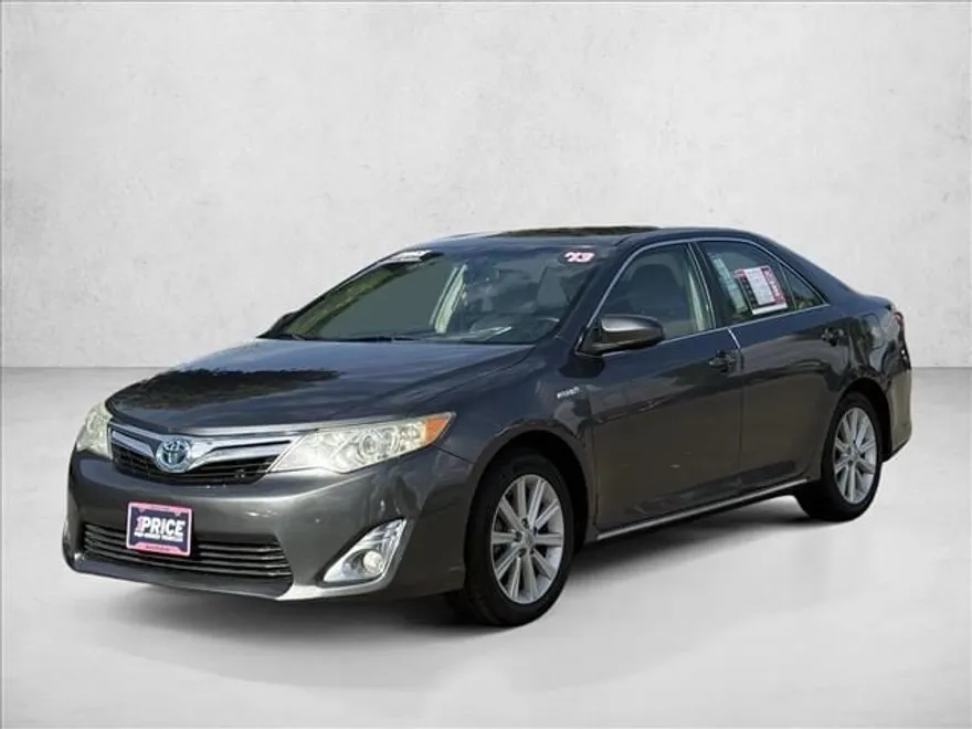 2013 Toyota Camry Hybrid XLE photo 1