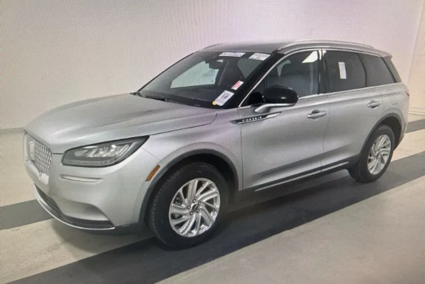 2022 Lincoln Corsair Standard photo 1