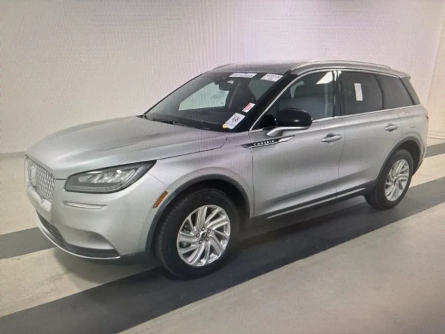 2022 Lincoln Corsair Standard photo 1