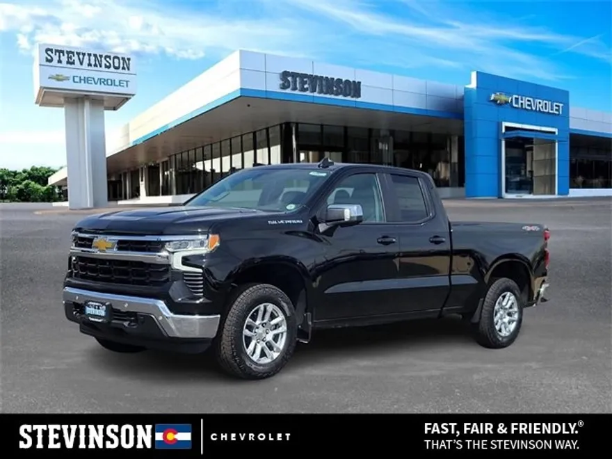 2025 Chevrolet Silverado 1500 LT photo 1
