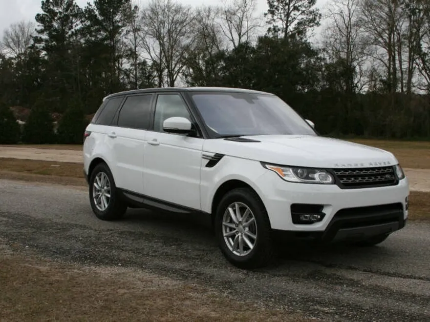 2016 Land Rover Range Rover Sport SE photo 1