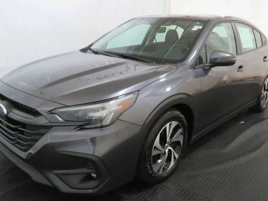 2023 Subaru Legacy Premium photo 1