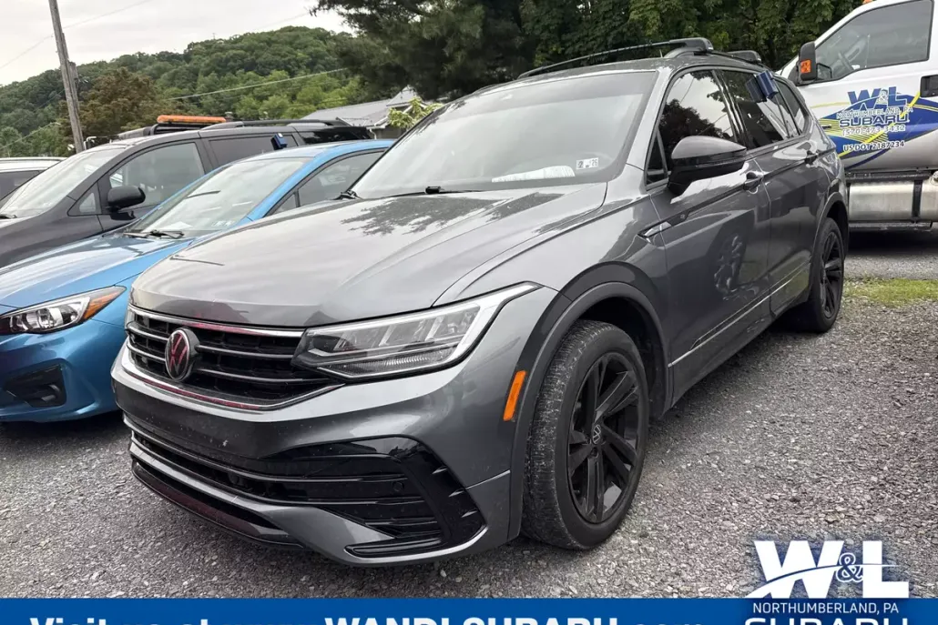 2023 Volkswagen Tiguan SE R-Line Black photo 1