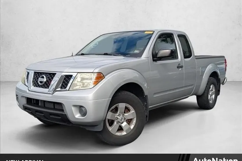 2012 Nissan Frontier King Cab SV photo 1
