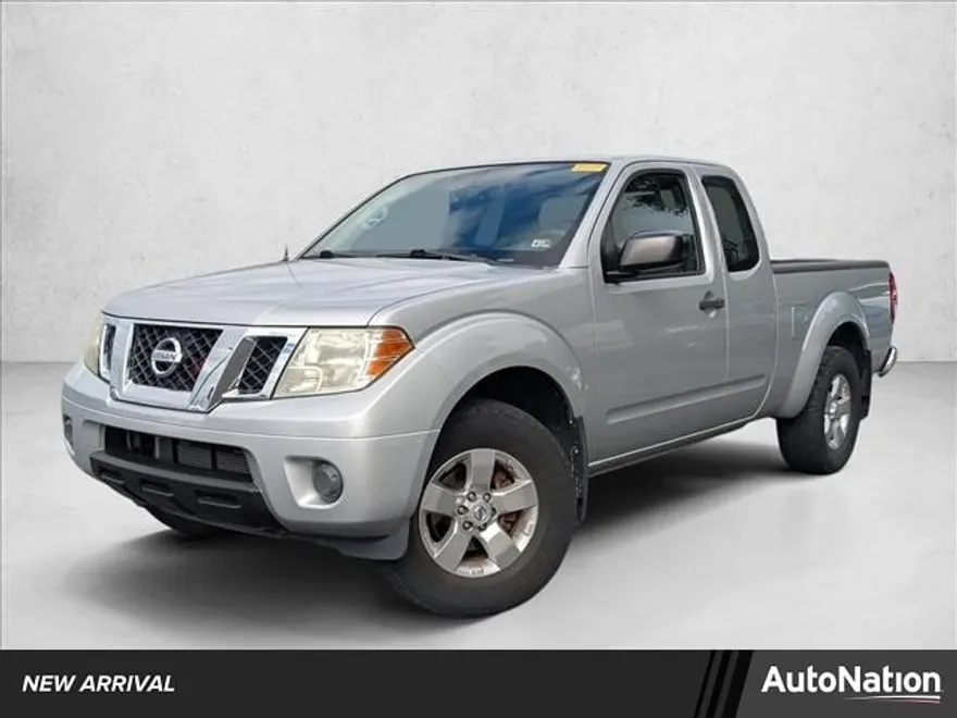 2012 Nissan Frontier King Cab SV photo 1