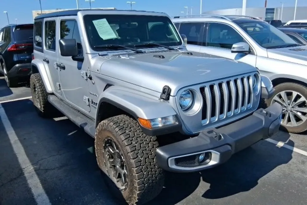 2022 Jeep Wrangler Unlimited Sahara photo 1
