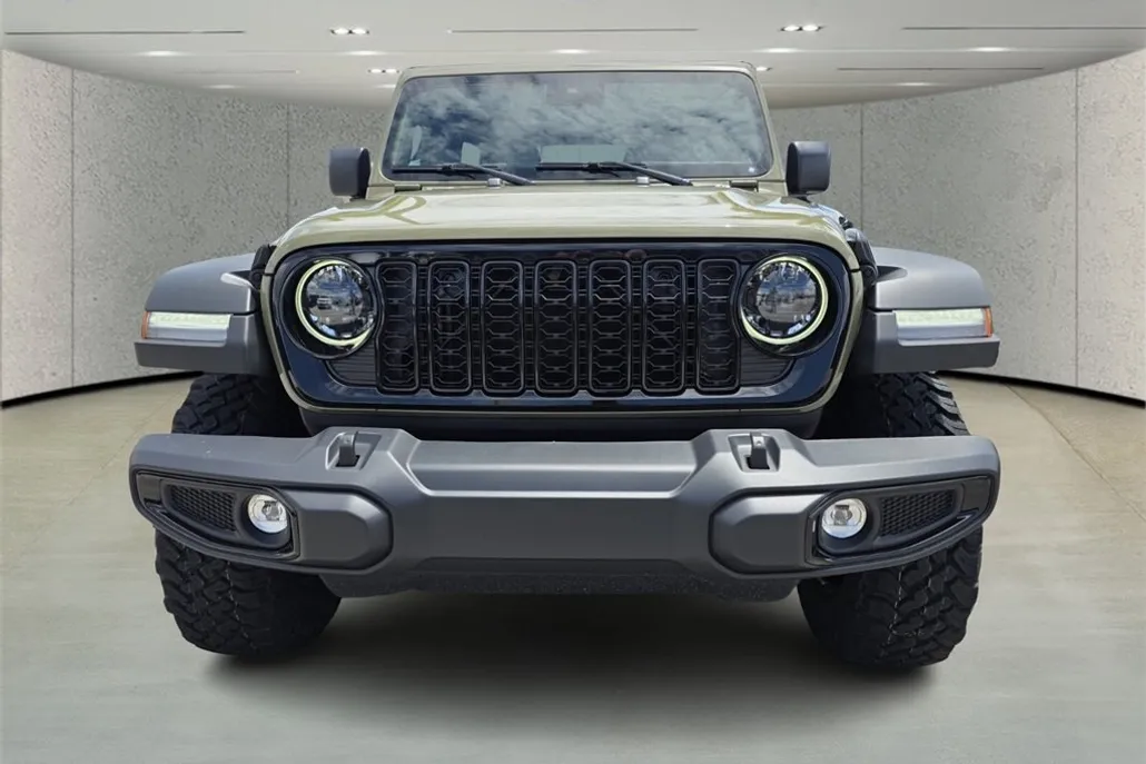 2025 Jeep Wrangler photo 1