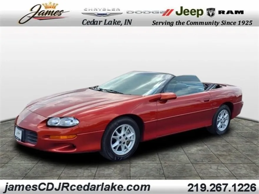 2001 Chevrolet Camaro Base photo 1