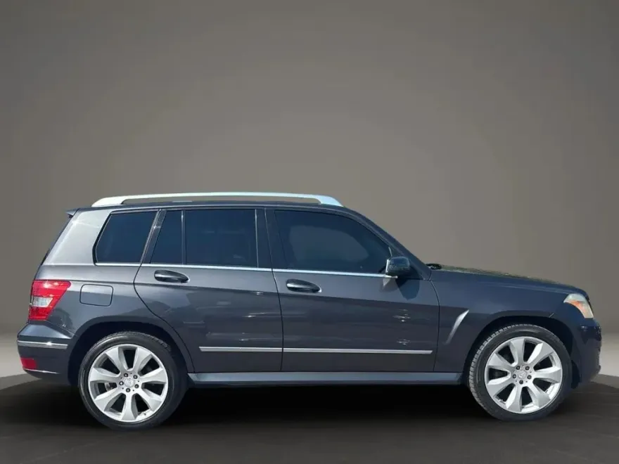 2010 Mercedes Benz GLK 350 4MATIC photo 1