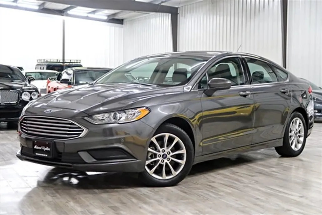2017 Ford Fusion SE photo 1