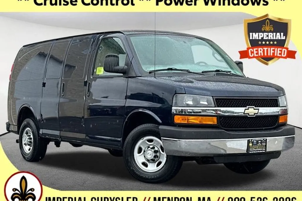 2016 Chevrolet Express 3500 Work Van Cargo photo 1