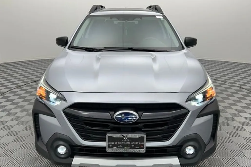 2023 Subaru Outback Limited photo 1