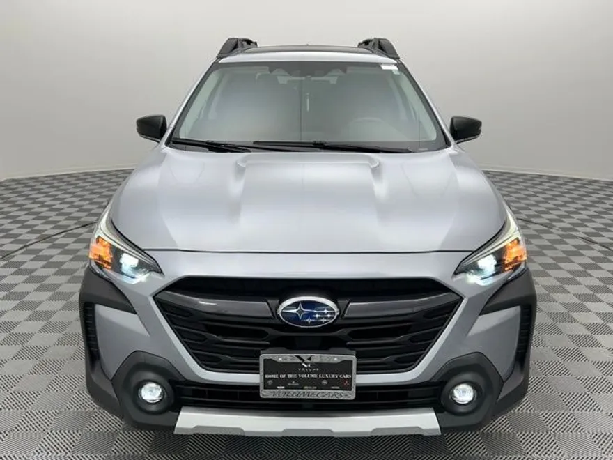 2023 Subaru Outback Limited photo 1