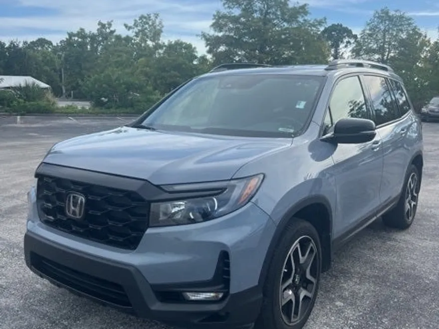 2022 Honda Passport Elite photo 1