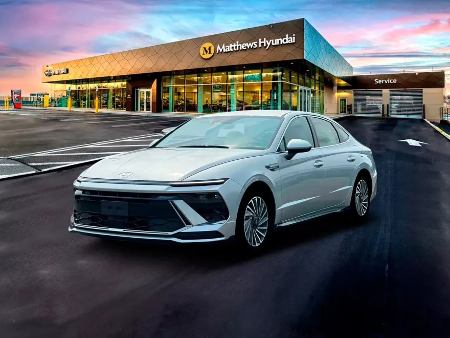2025 Hyundai Sonata Hybrid Limited photo 1