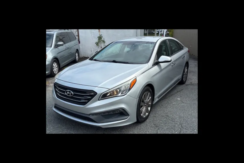 2015 Hyundai Sonata Sport photo 1