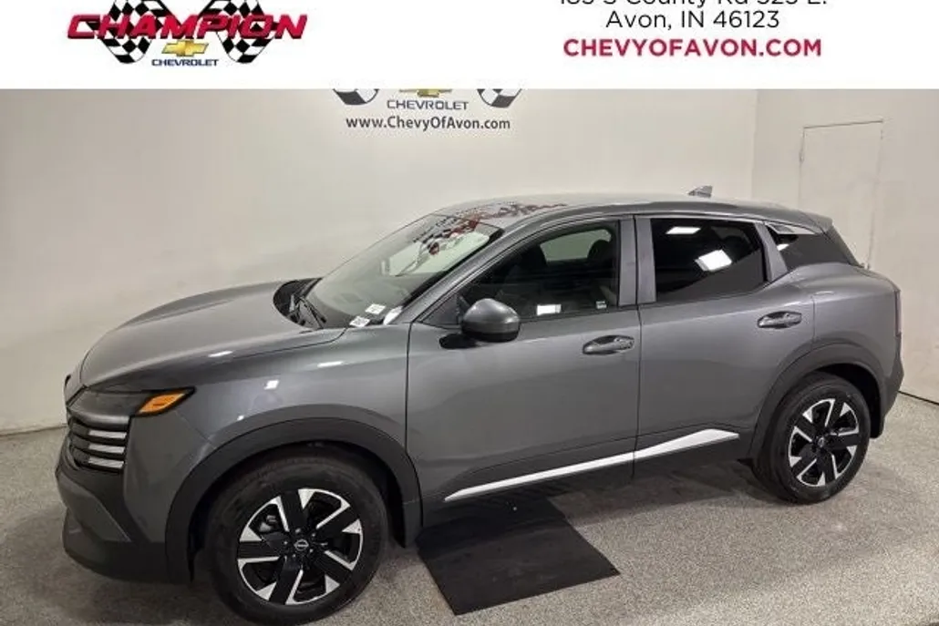 2025 Nissan Kicks SV photo 1