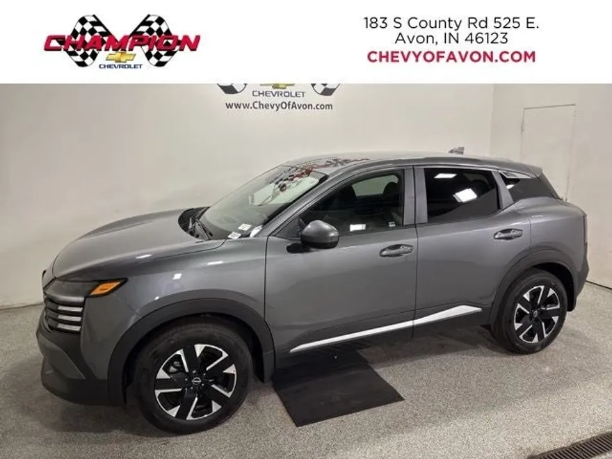 2025 Nissan Kicks SV photo 1