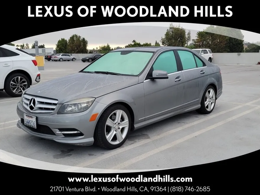 2011 Mercedes Benz C 300 photo 1