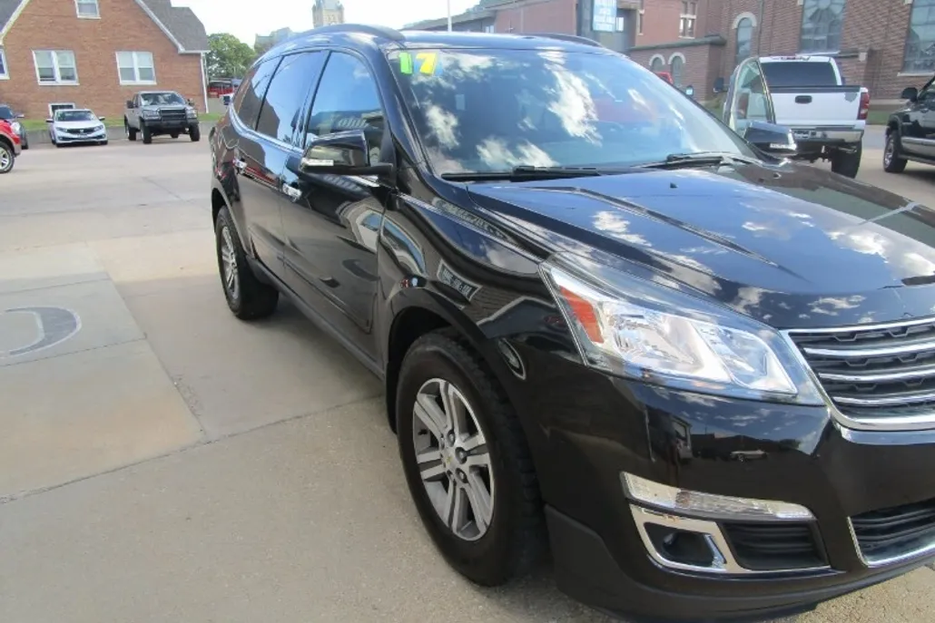 2017 Chevrolet Traverse photo 1