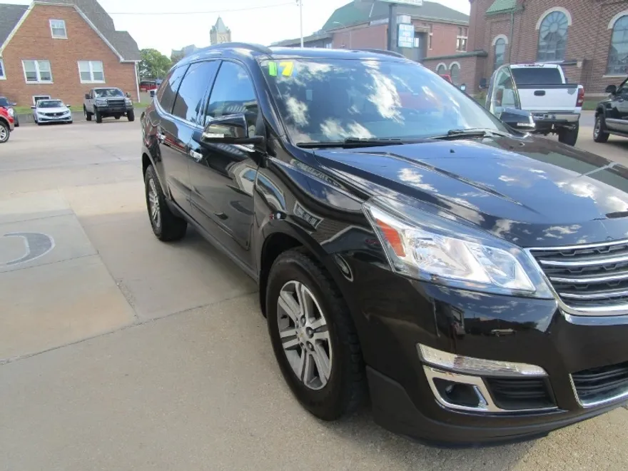 2017 Chevrolet Traverse photo 1