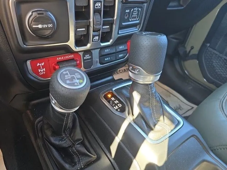 2025 Jeep Gladiator Mojave photo 25