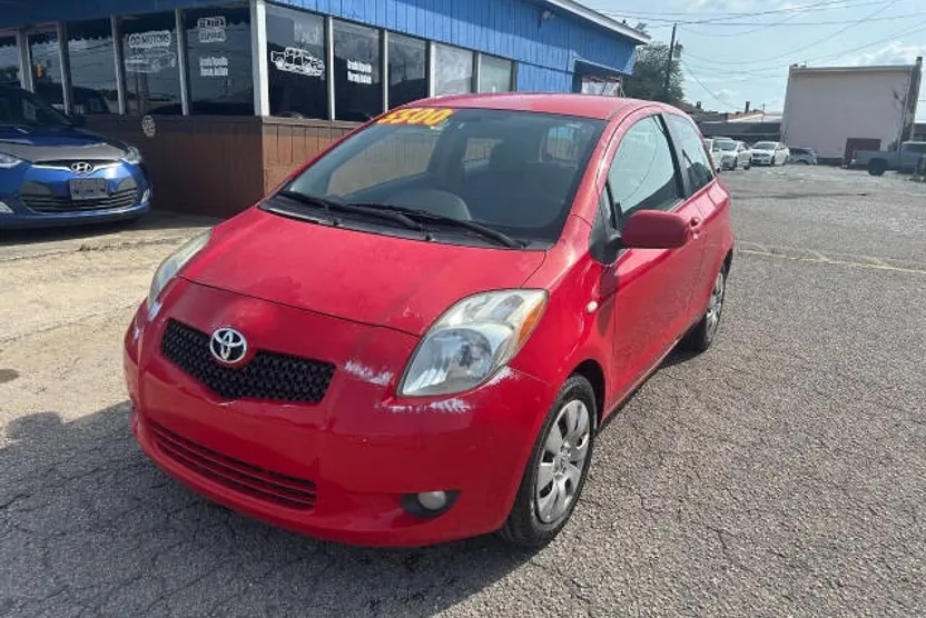 2008 Toyota Yaris Base photo 1