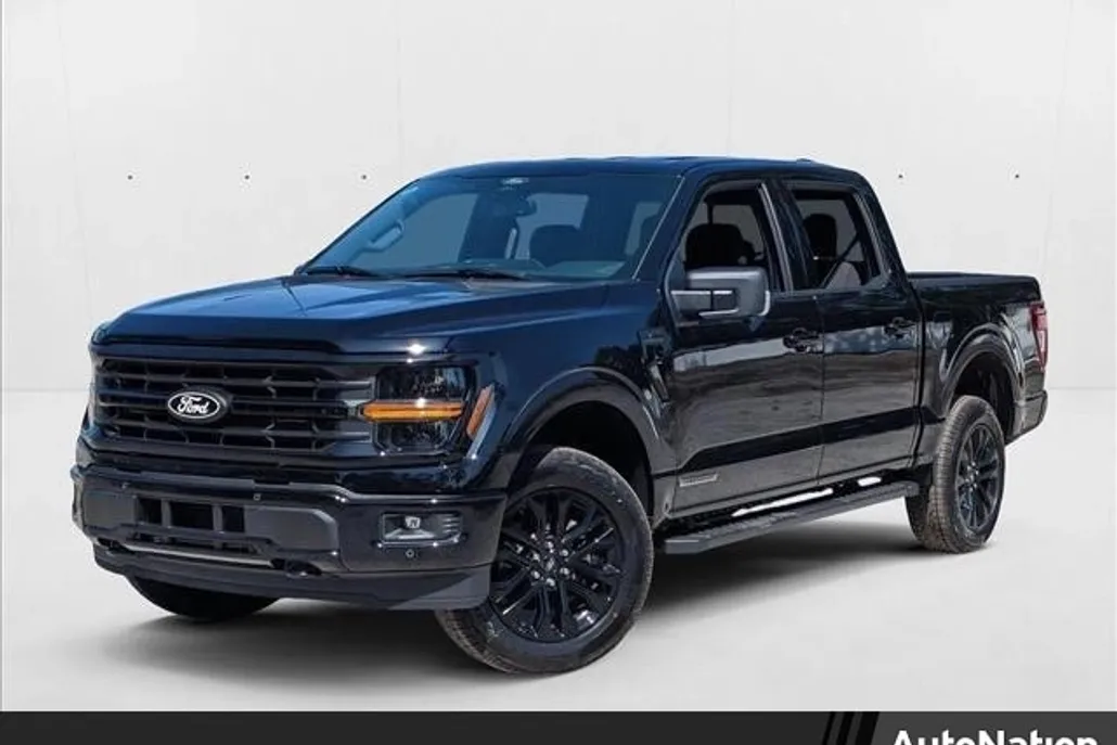 2025 Ford F-150 XLT photo 1