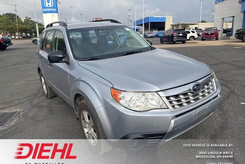2012 Subaru Forester 2.5X photo 1